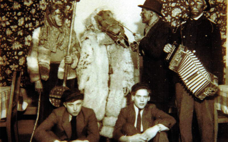 Bärengruppe aus dem Jahr 1950